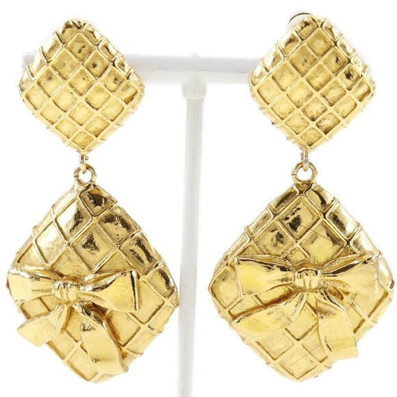CHANEL Gold Earrings - Picture 1 of 5